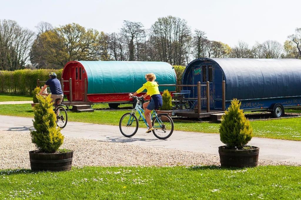 Glamping At South Lytchett Manor Campeggio Poole